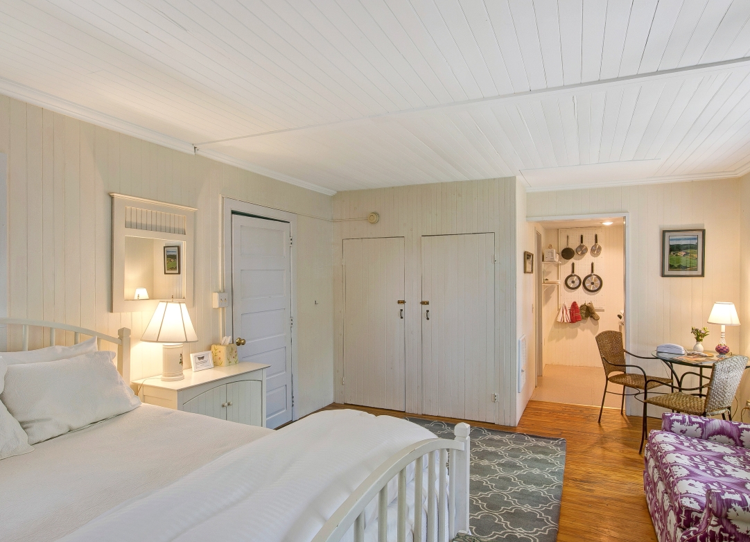 Pottery Cottage Interior 2